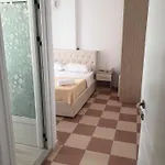 Livia Δωμάτια σε οικογενειακή κατοικία Πρεμετή