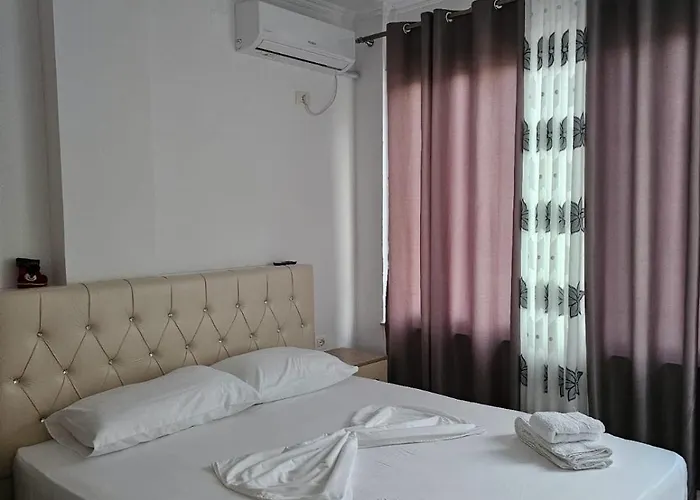 Quarto em Acomodações Particulares Livia